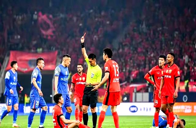 江苏队逆袭胜浙江男篮，打破对手强势