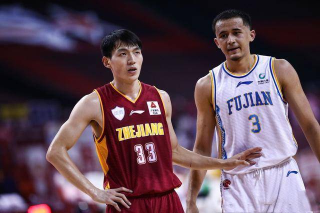 星空体育竞技-东部豪强再战，上海队惊险击败对手